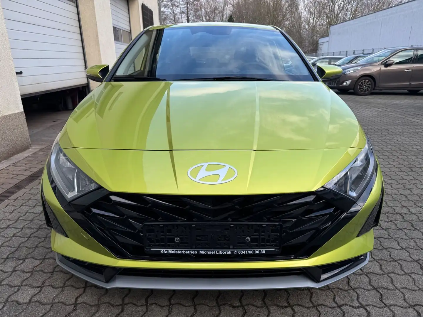 Hyundai i20 1.0 T-GDI DCT Trend UVP: 25.270,-€ Jaune - 2