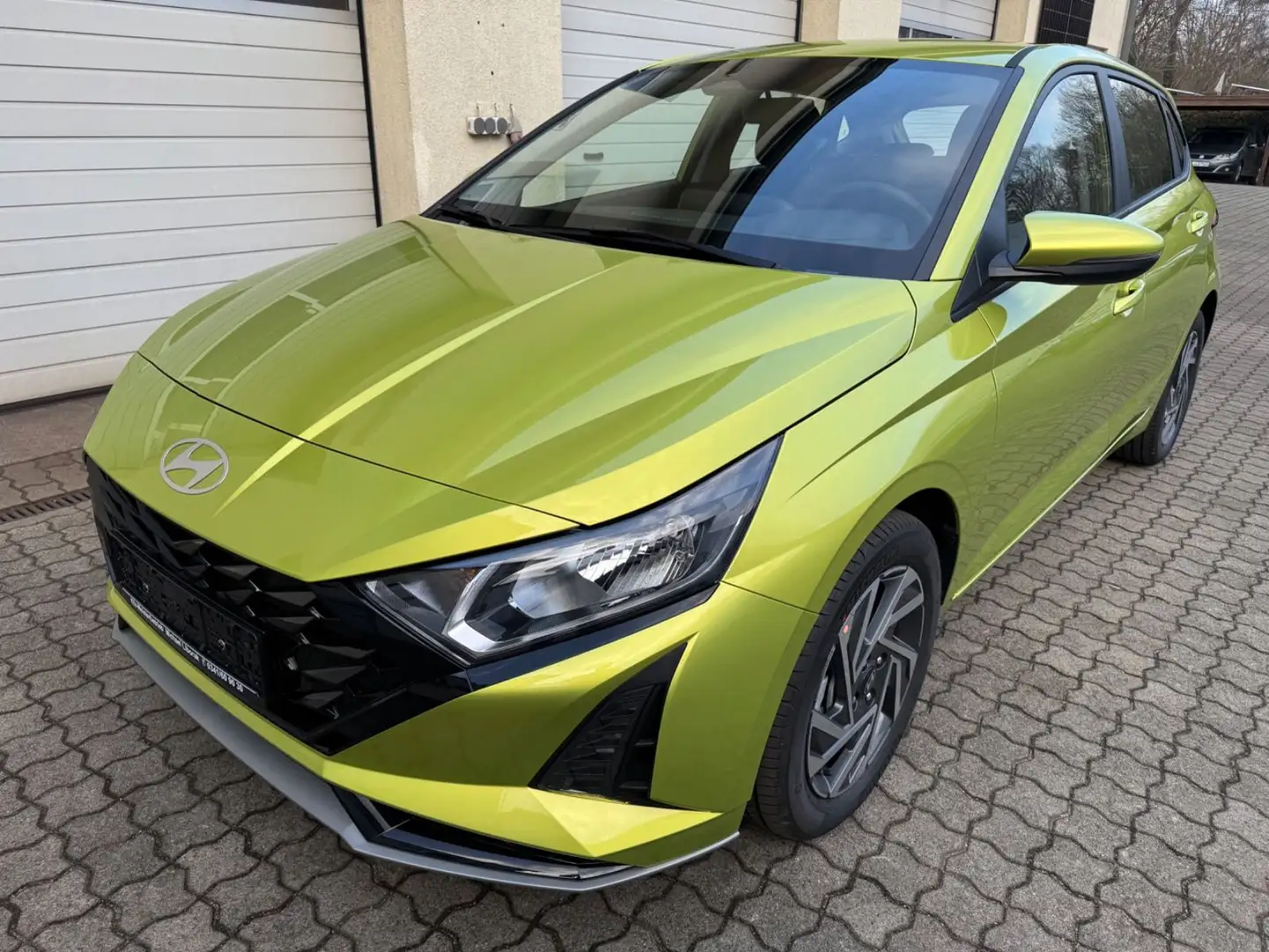 Hyundai i20 1.0 T-GDI DCT Trend UVP: 25.270,-€ Jaune - 1