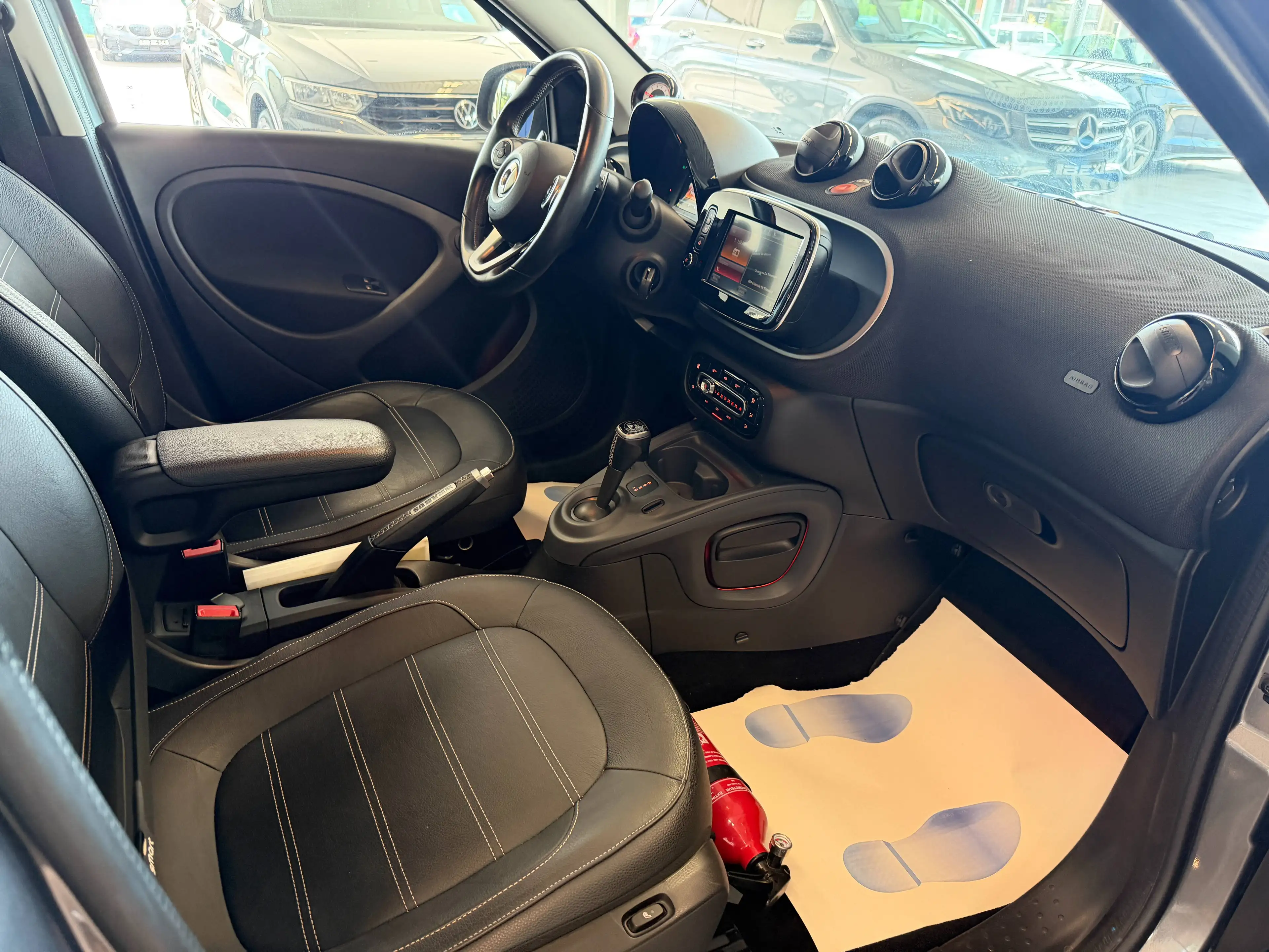 smart forFour Forfour 0.9 Turbo*BRABUS*1ERPROP*GARANTIE12MOIS*BOITE AUTO* TOIT PANO*CLIM*CUIR*LED* — photo 14