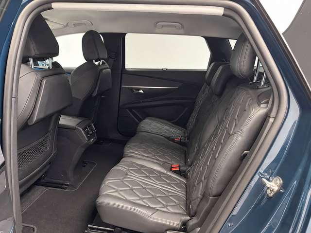 Peugeot 5008 — photo 15