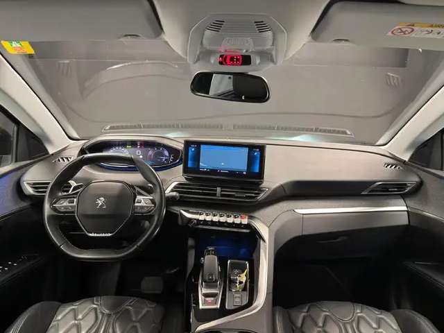 Peugeot 5008 — photo 9