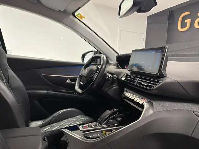 Peugeot 5008 — photo 13