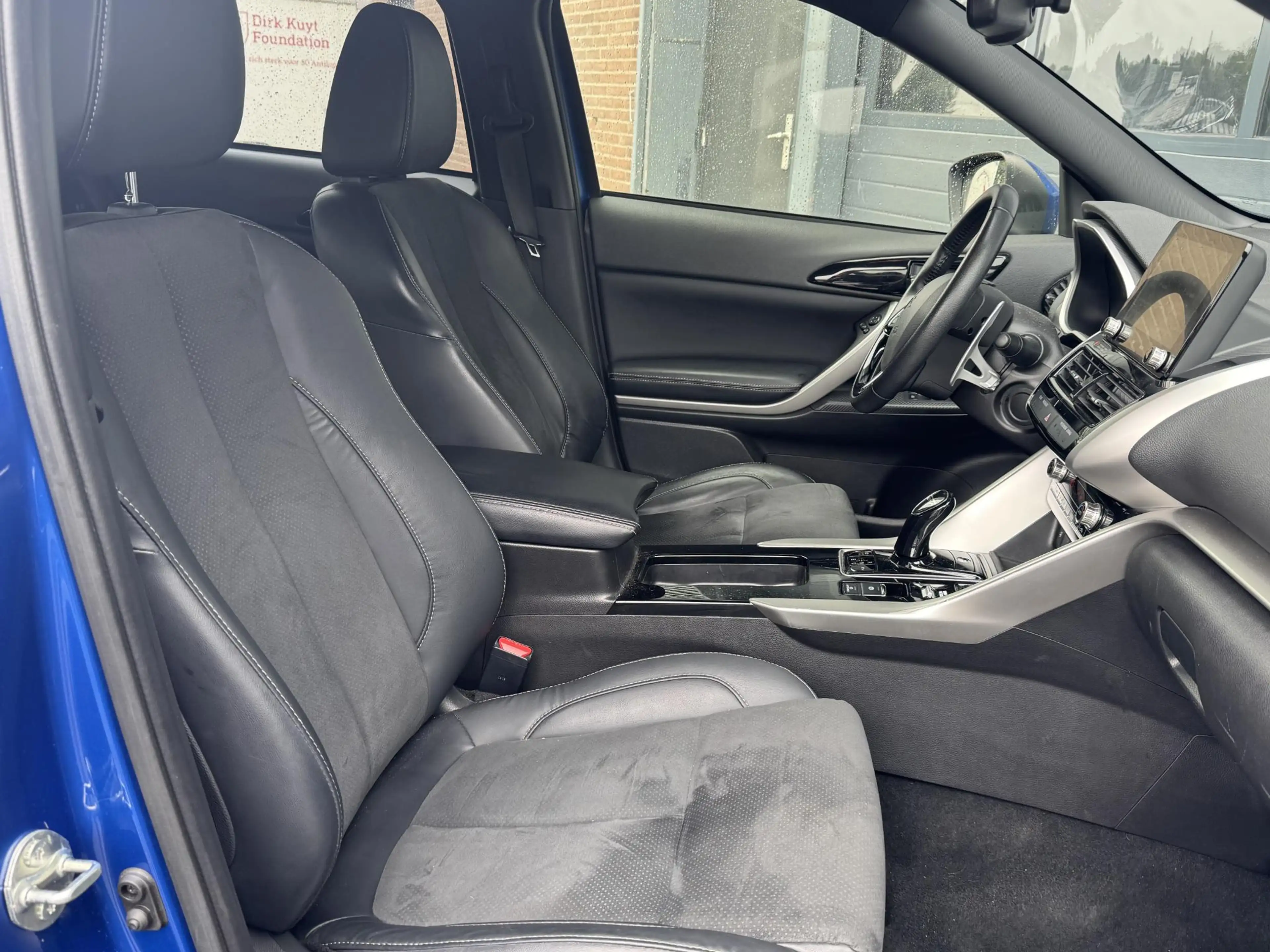 Mitsubishi Eclipse Cross 2.4 PHEV INSTYLE I AUTOMAAT I TREKHAAK I PANORAMAD — photo 5