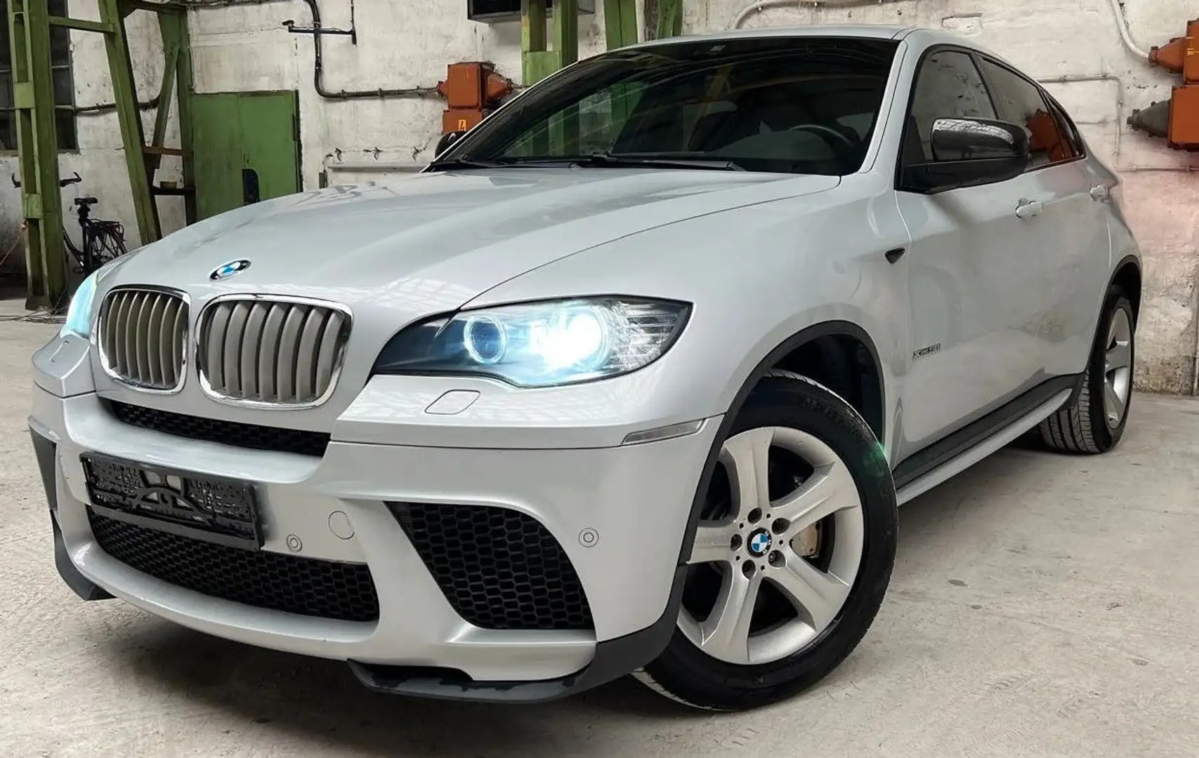BMW X6 xDrive50i M Performance Sport Paket Argent - 1