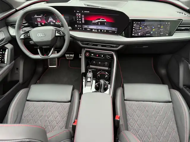 Audi Q5 view 2