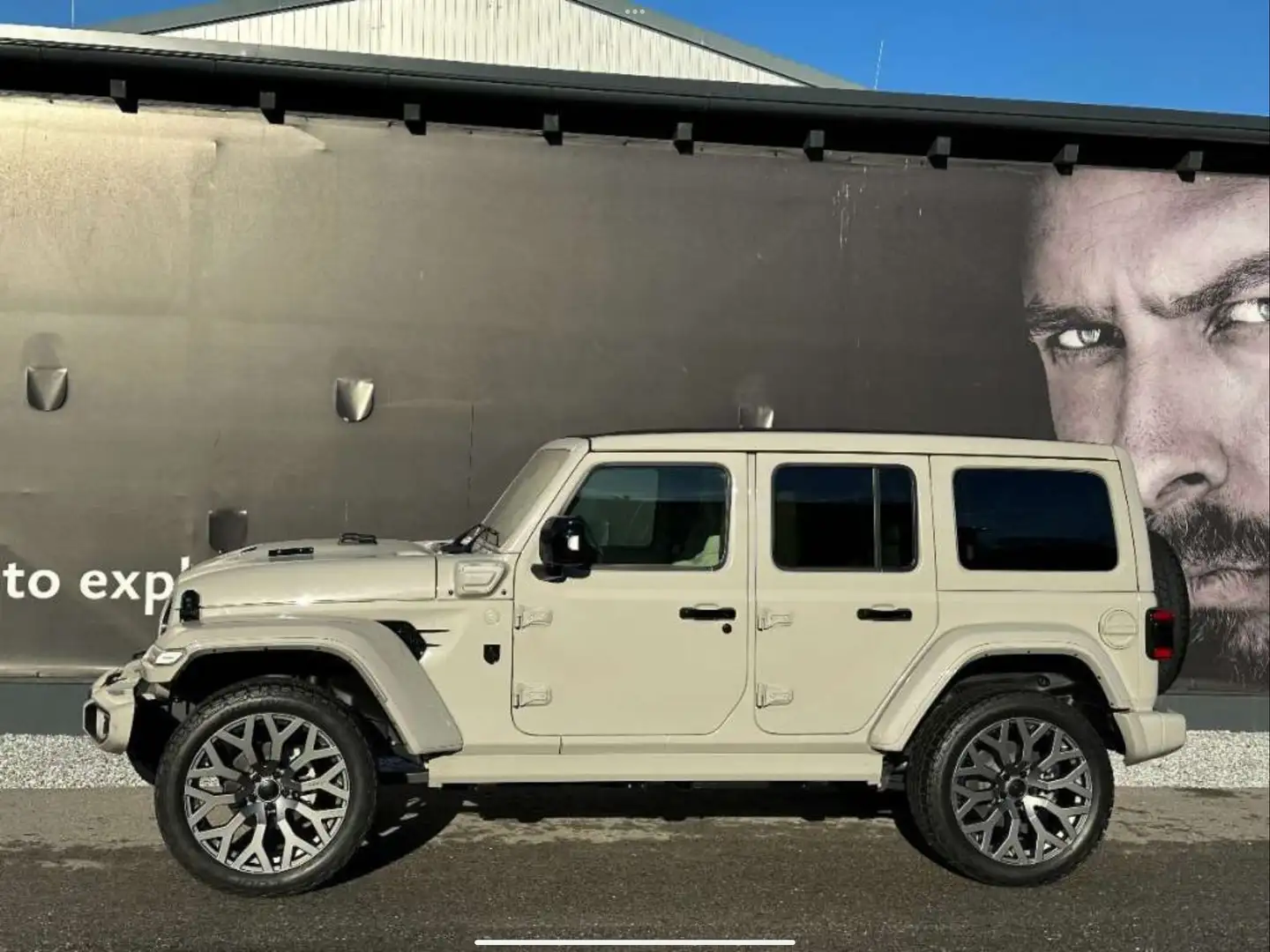 Jeep Wrangler Rubicon 2.0 PHEV 380 PS AT 4xe Beige - 1