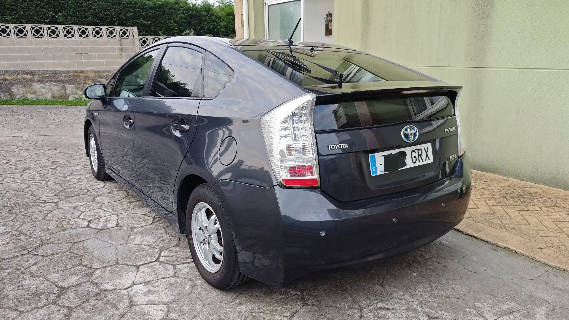 Toyota Prius 1.8 HSD Eco - 2