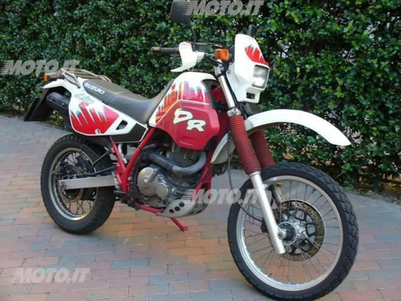 Suzuki DR 650