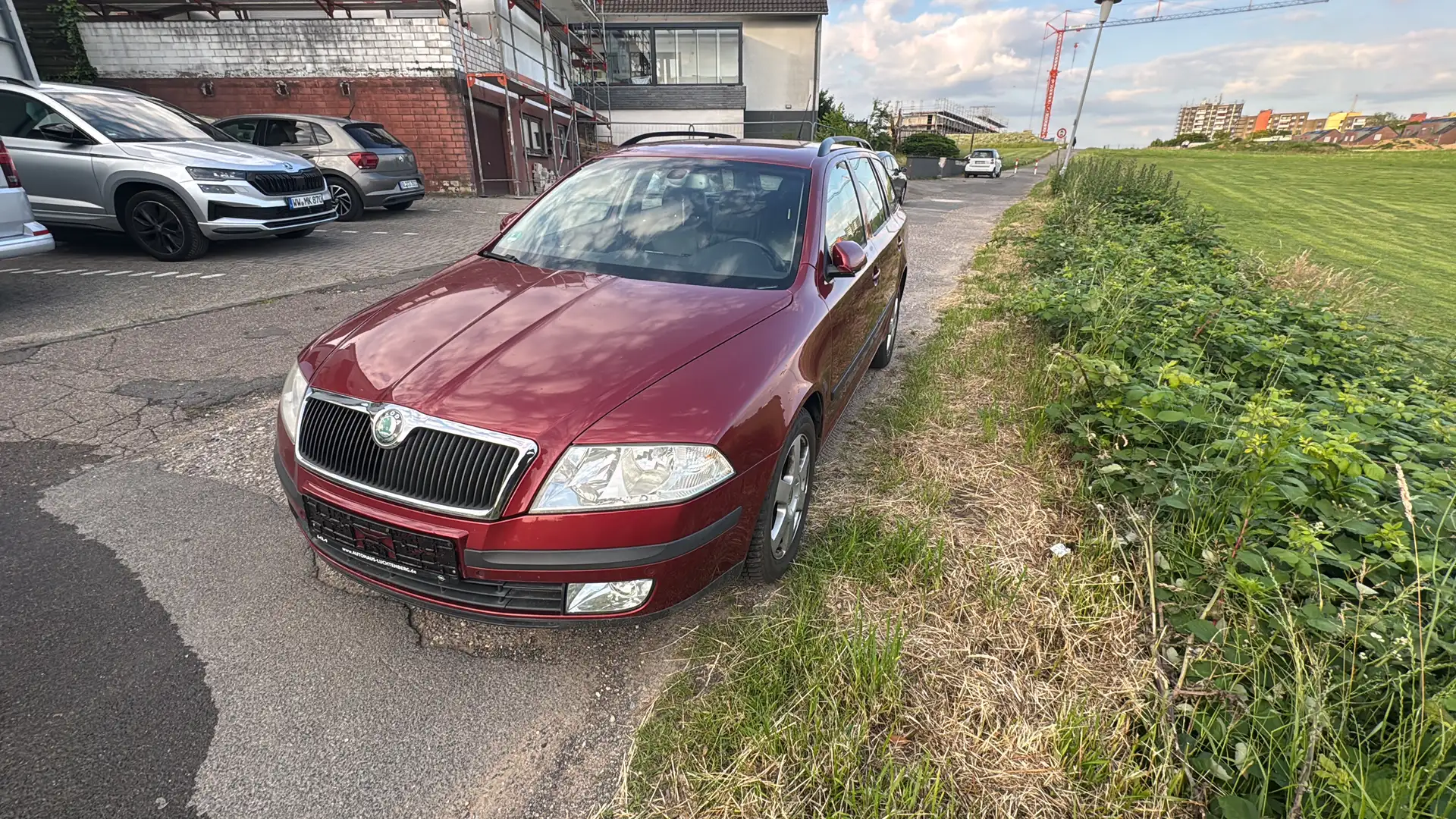 Skoda Octavia Combi 1.9 TDI DSG Rouge - 1