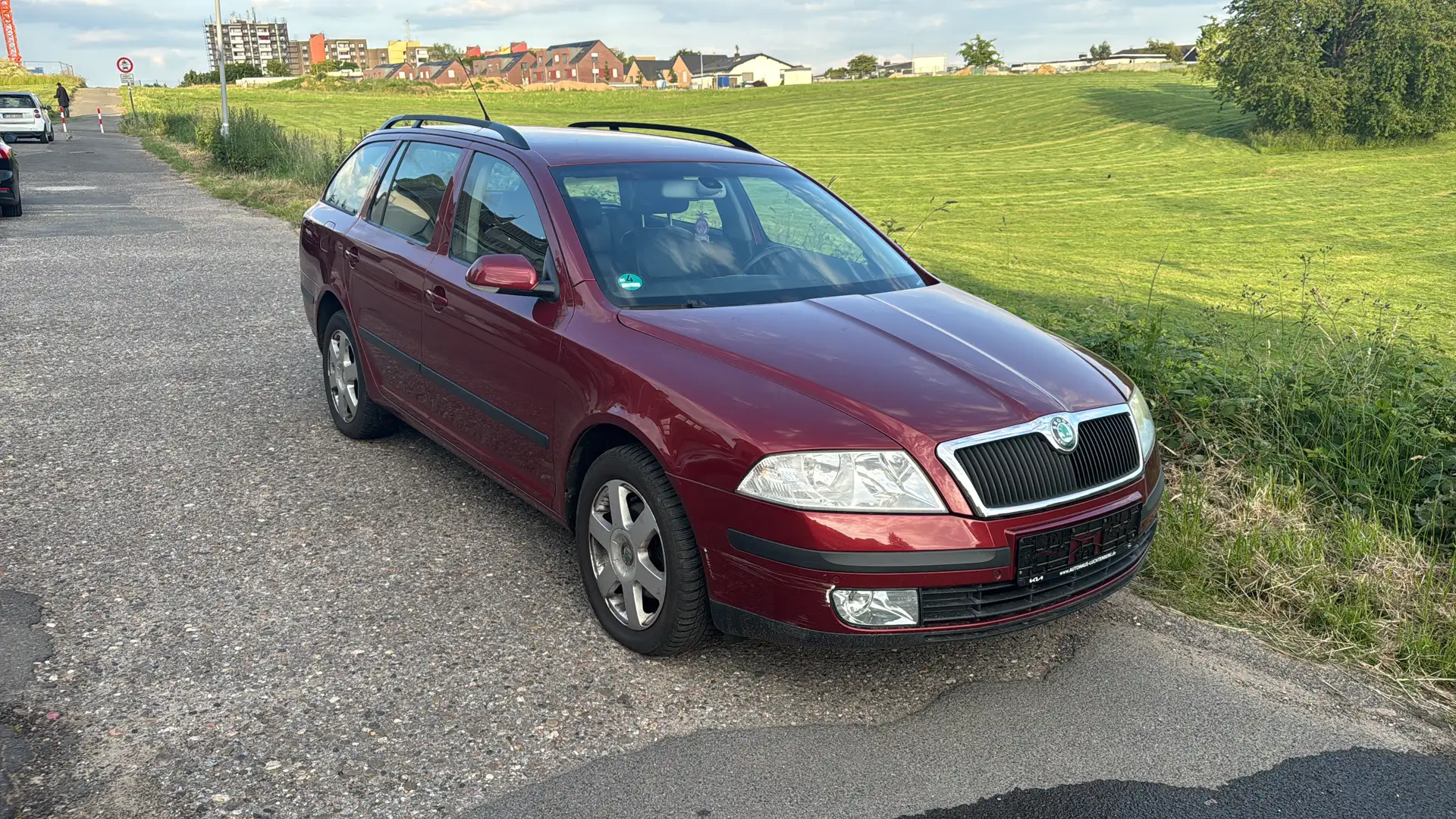 Skoda Octavia Combi 1.9 TDI DSG Rouge - 2