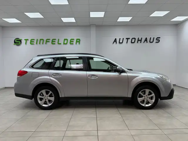 Subaru Outback view 7