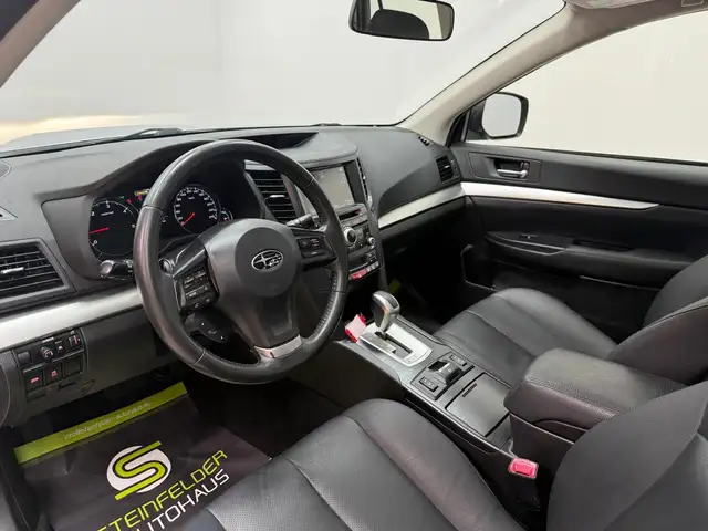 Subaru Outback view 9