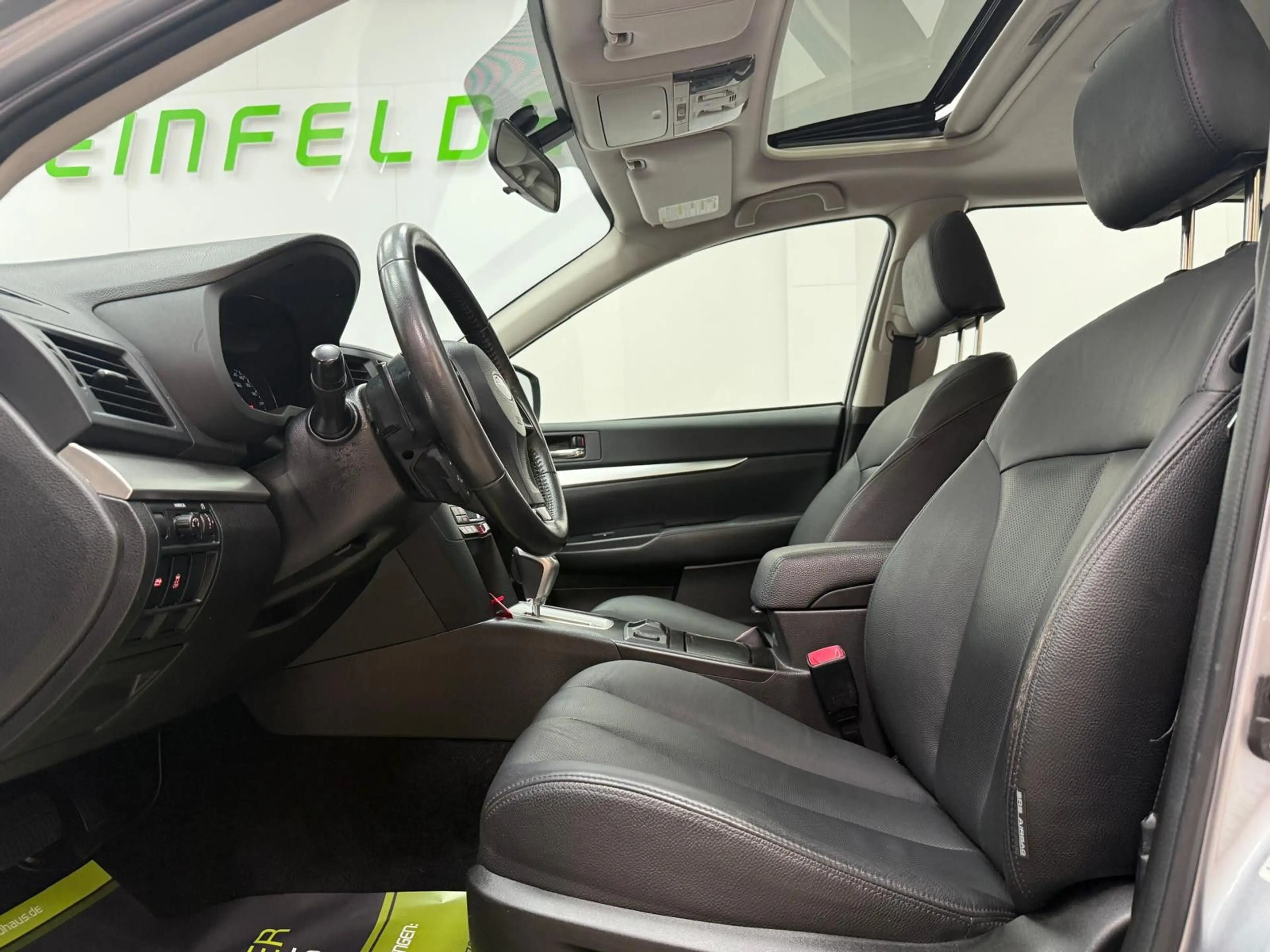Subaru Legacy Kombi/ Outback/Navi/Schiebedach/Memory/ — photo 10