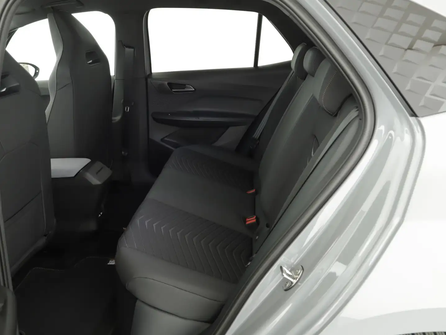 CUPRA Born X 60/63 150kW/204PS Grau - 2