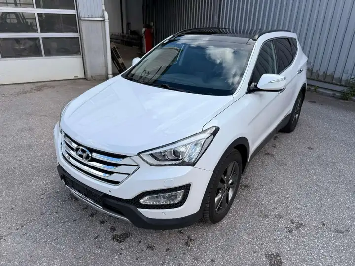Hyundai SANTA FE Grand Santa Fe 2,2 CRDi 4WD Style Aut. | Pano | A