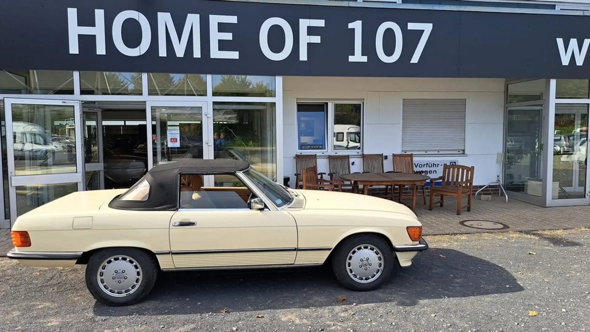 Mercedes-Benz SL 560 Top viele Neuteile Beige - 2