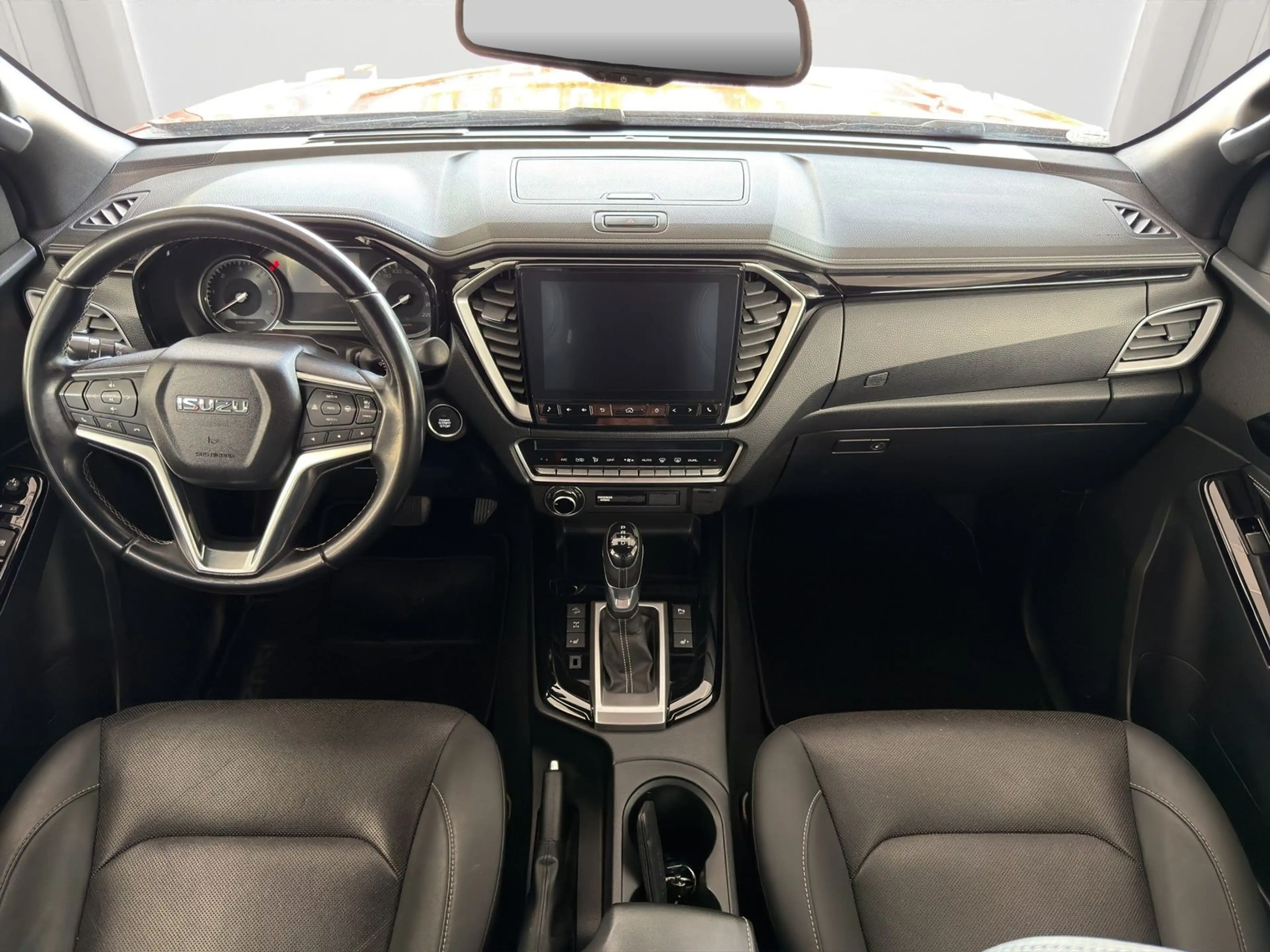 Isuzu D-Max Single Cab 4WD L KAM*LEDER*LED*AHK*2xPDC — photo 11