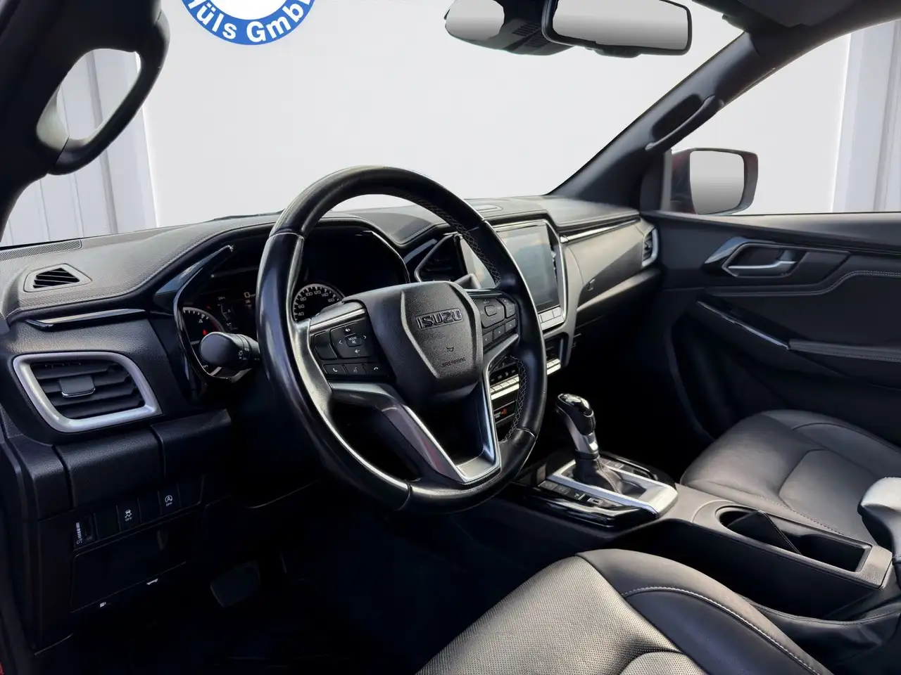 Isuzu D-Max 2021 — фото 10
