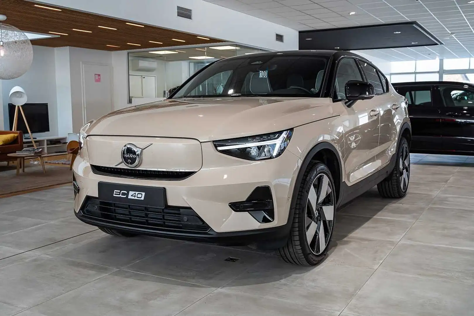 Volvo EC40 Ultra, SM Extended Range, Électrique Beige - 1