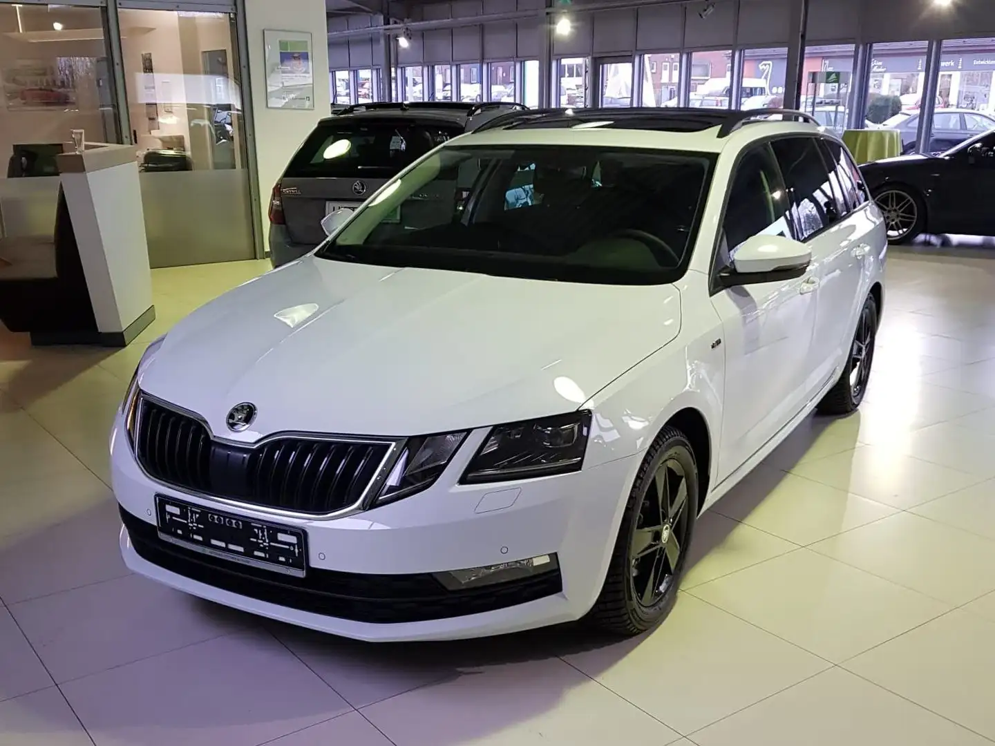 Skoda Octavia Octavia Combi 1.5 TSI ACT DSG Soleil - 1