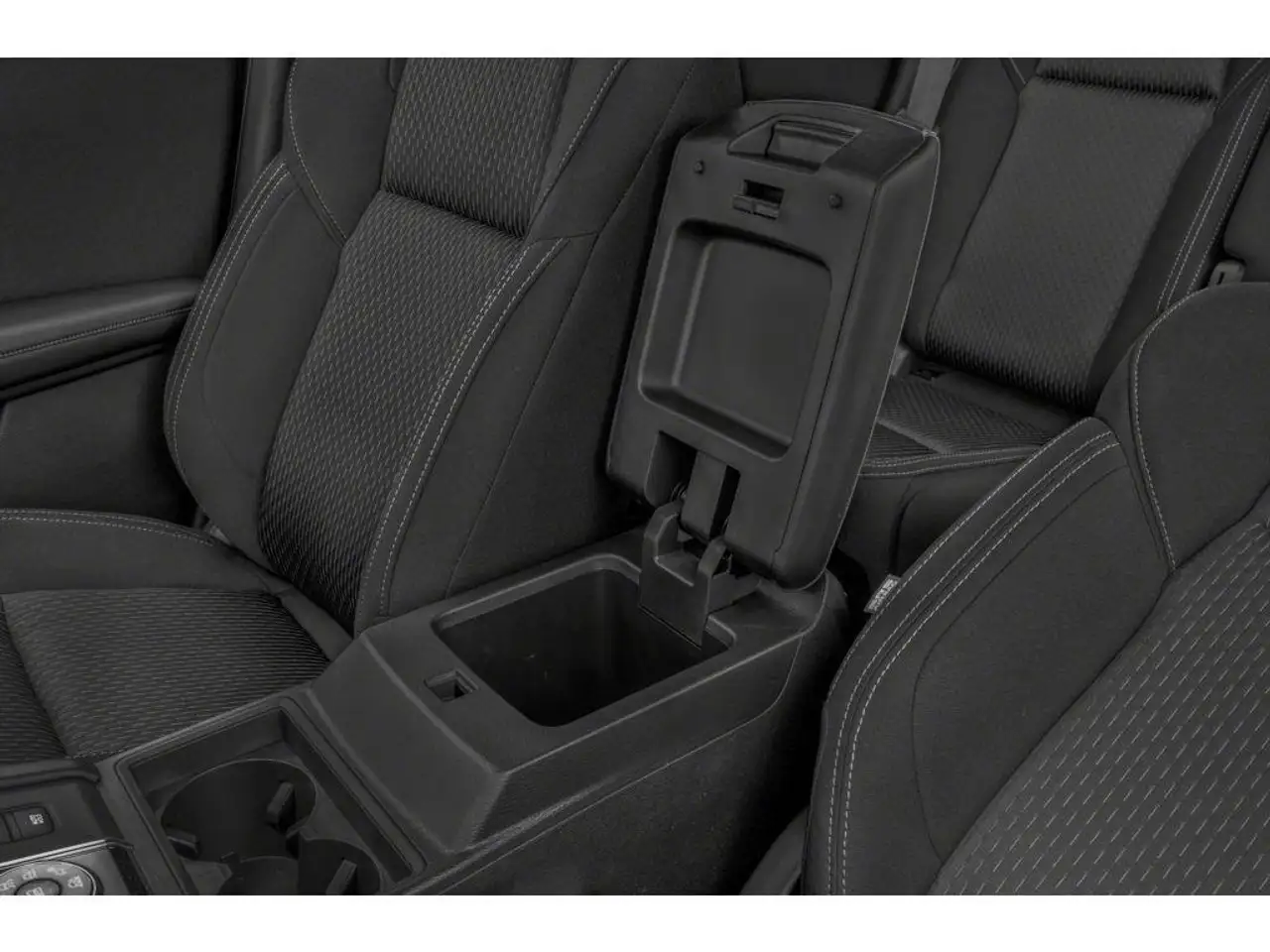 Mitsubishi Outlander снимка Mitsubishi Outlander
