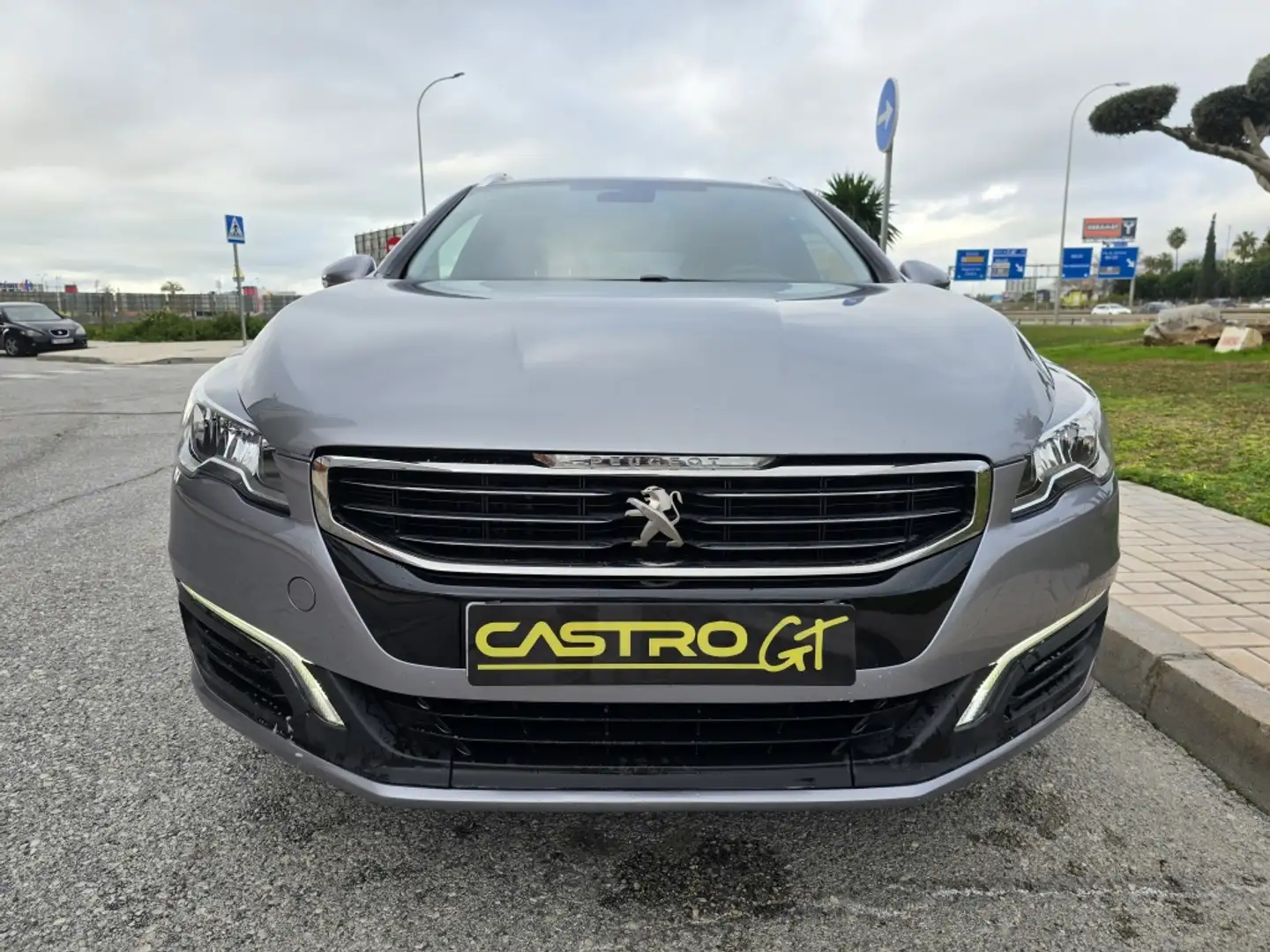 Peugeot 508 SW 1.6BlueHDI Active 120 Gris - 2