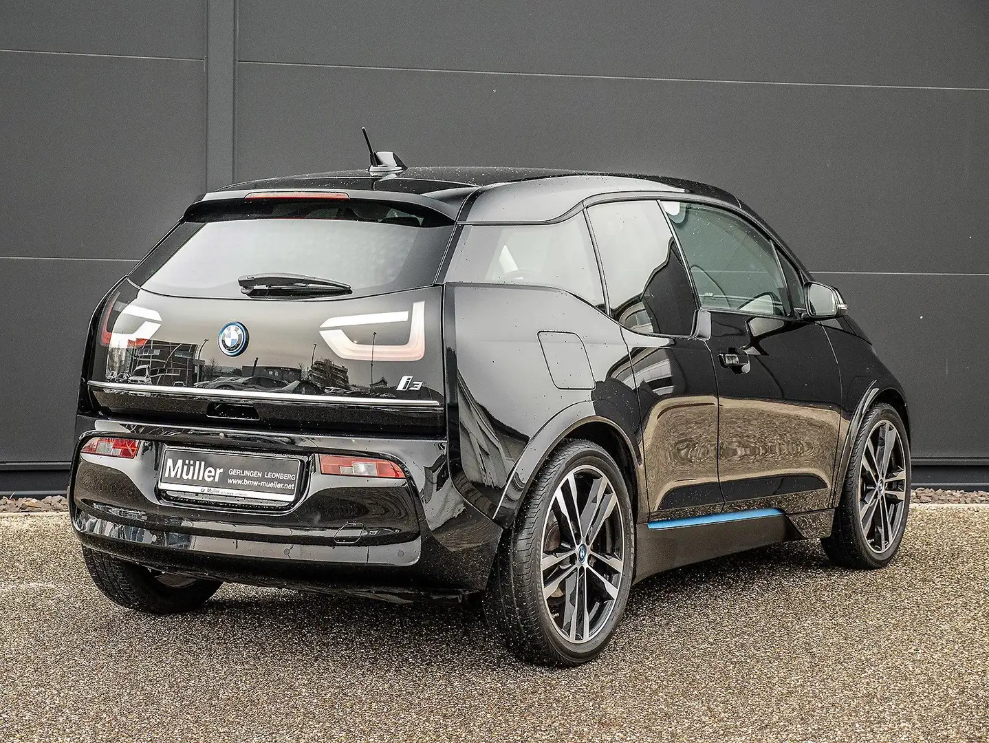 BMW i3 120Ah Sportpaket LED Navi DAB Kamera Shz 1VB Tempo Noir - 2
