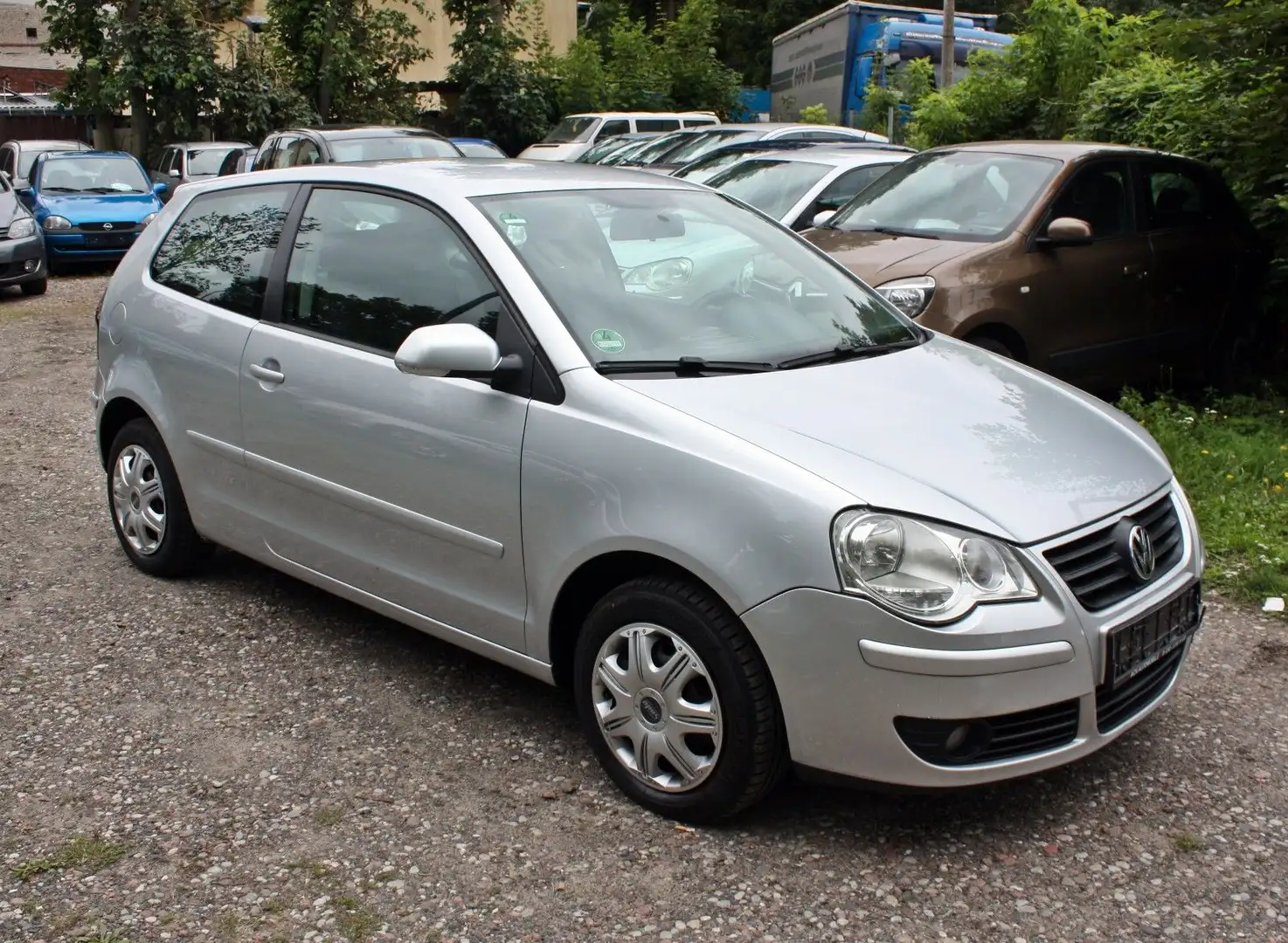 Volkswagen Polo IV Comfortline/TÜV/AU 06/2027 Argent - 1
