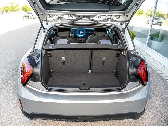 Mini Hatch view 20