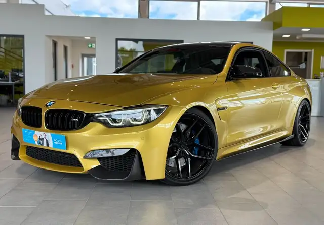 BMW M4 Coupe *Deutsch*Carbon*Z-Perf.*