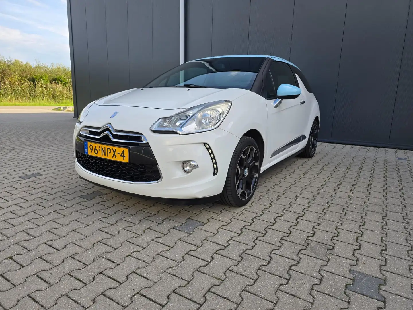 Citroen DS3 1.6 So Chic Nap / Apk Blanc - 2
