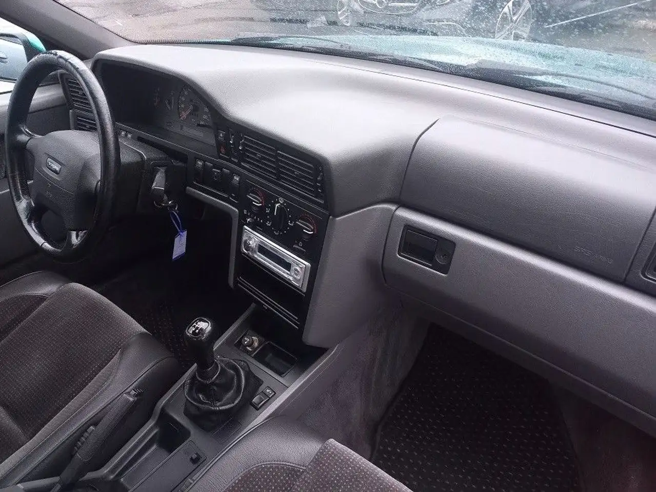 Volvo 850 GLE 2,4 SHZ SD ZV SV ABS Ganzjahresreifen BC, foto 11