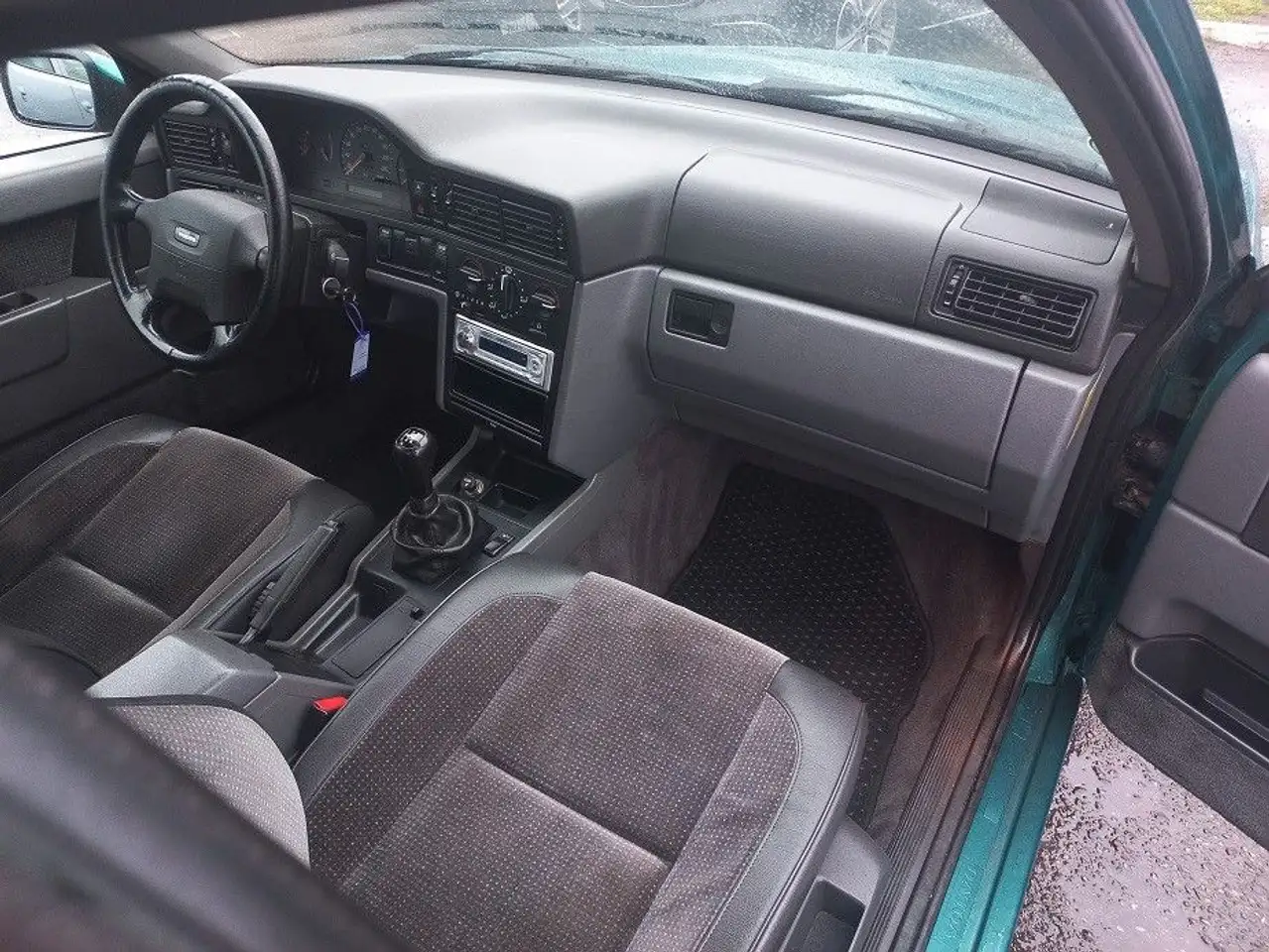 Volvo 850 GLE 2,4 SHZ SD ZV SV ABS Ganzjahresreifen BC, foto 12