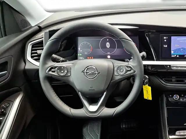 Opel Grandland view 12