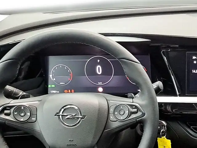 Opel Grandland view 13