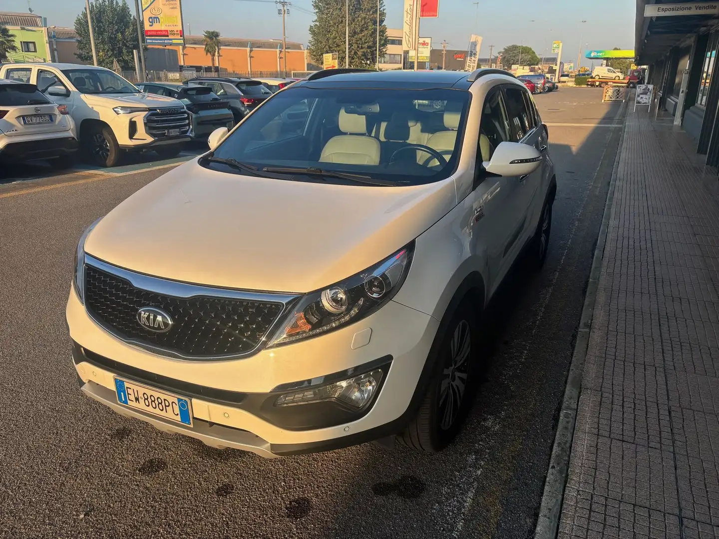 Kia Sportage Sportage 2.0 CRDI VGT 184CV AWD R Rebel Blanc - 2