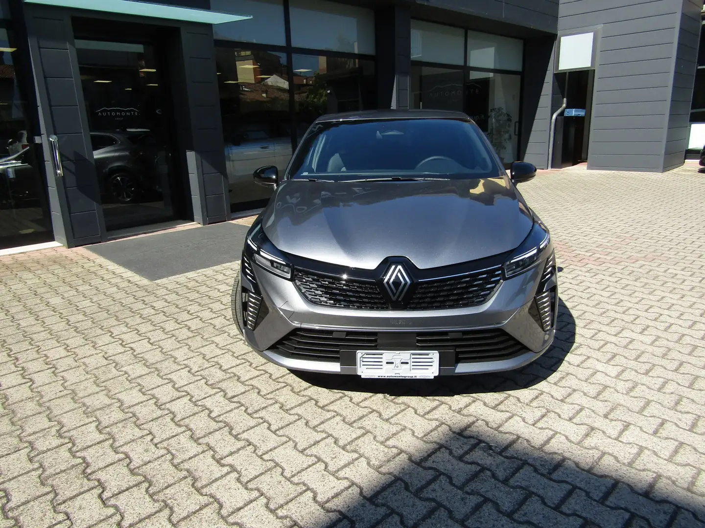 Renault Clio 1.0 ECO-G TECHNO KM 0 NEOPATENTATI,CERCHI 16,LED Grigio - 2