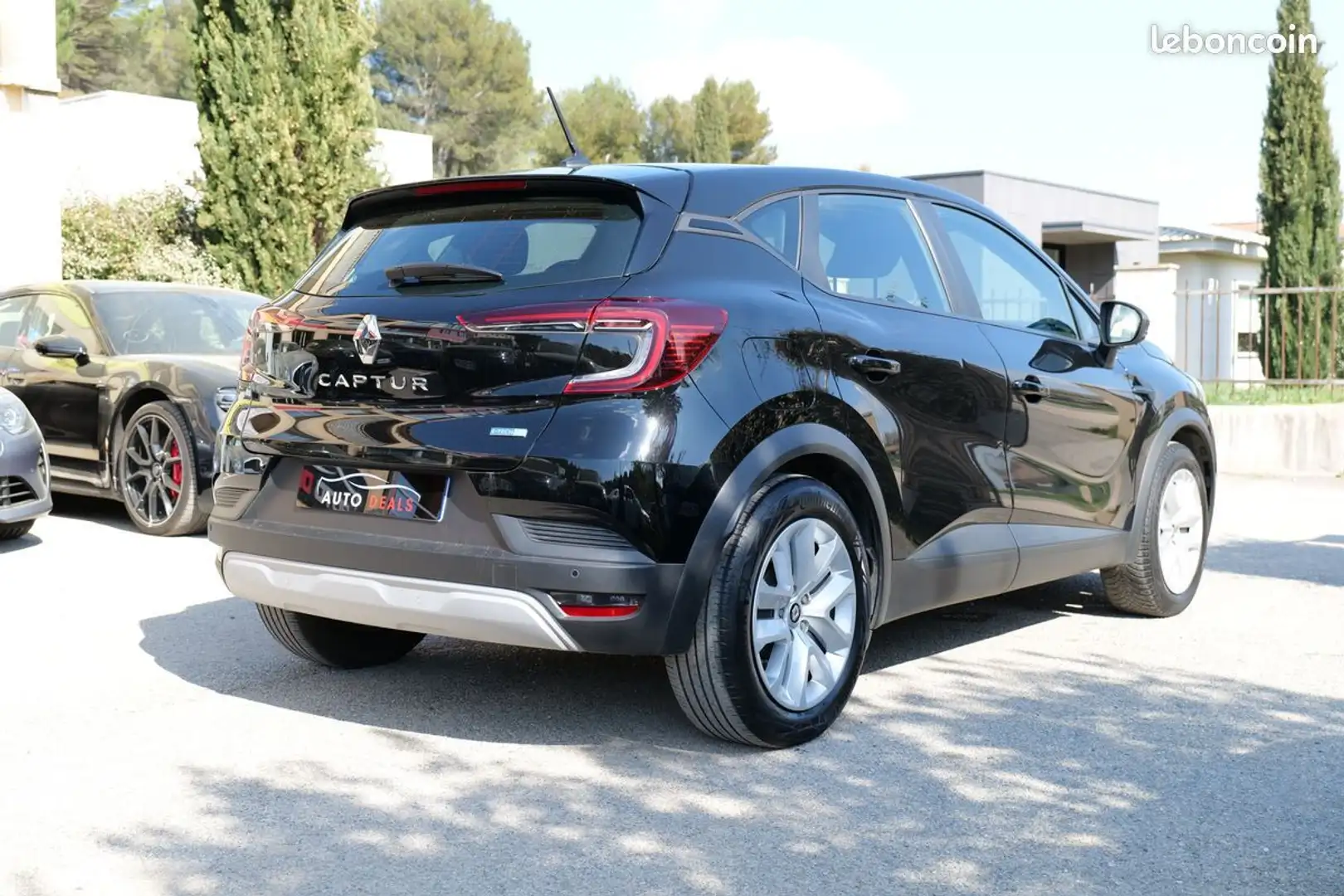 Renault Captur ii 1.6 e-tech 145 ch Noir - 2