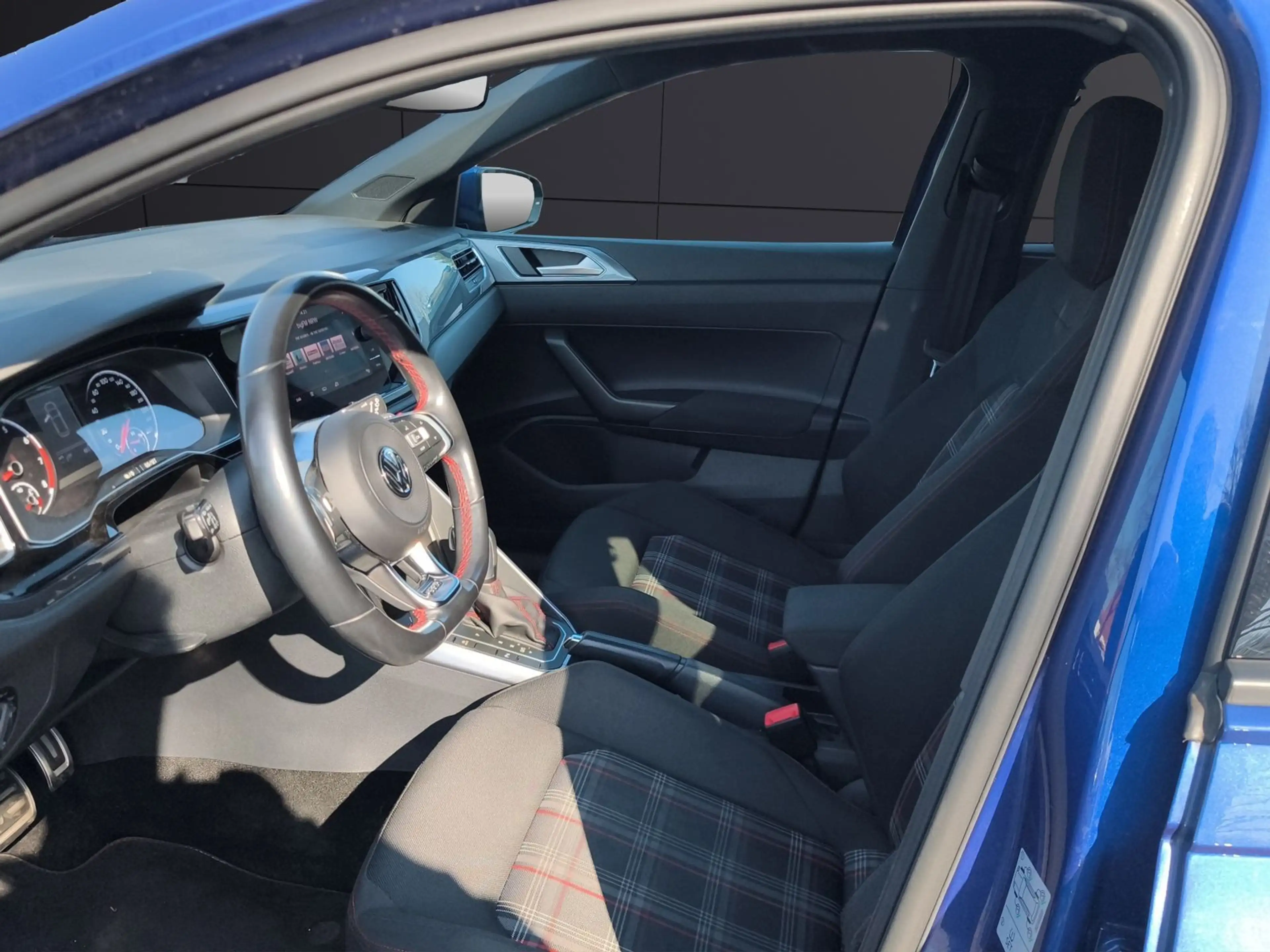 Volkswagen Polo 2.0 TSI GTI OPF (EURO 6d-TEMP) — photo 9
