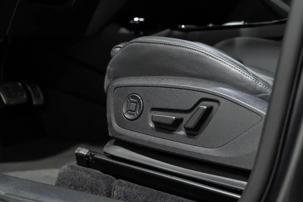 Audi Q6 SUV e-tron 55 Quattro S Line Launch Edition ACC 360°Cam, миниатюра 24