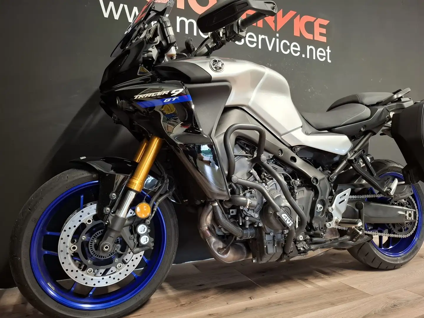 Yamaha Tracer 9 GT Grigio - 2