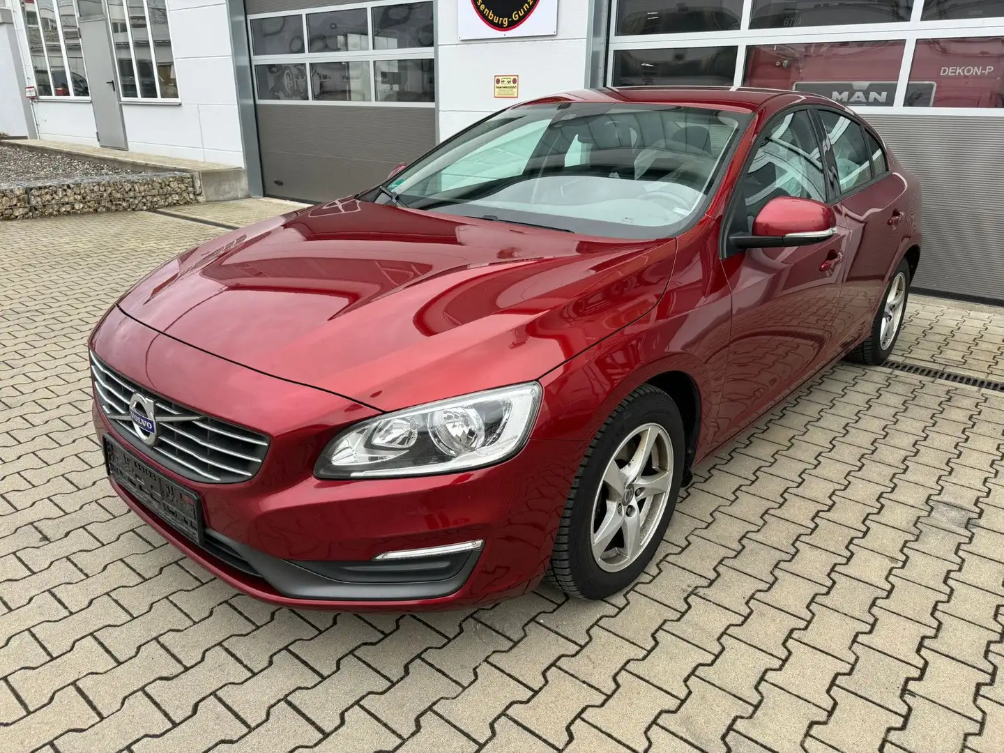 Volvo S60 Lim. Business Edition D3 Rouge - 1