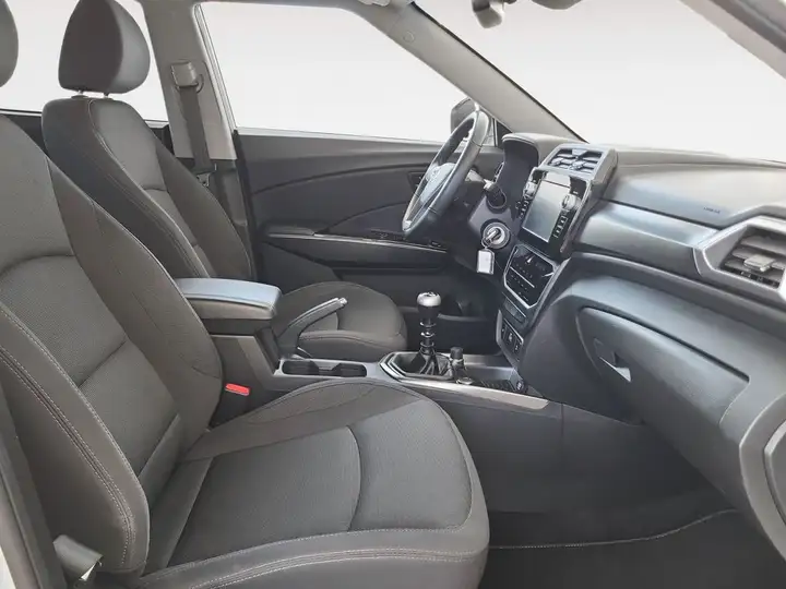 SsangYong Tivoli 2024, foto 12