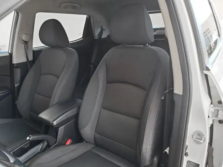 SsangYong Tivoli 2024, foto 21