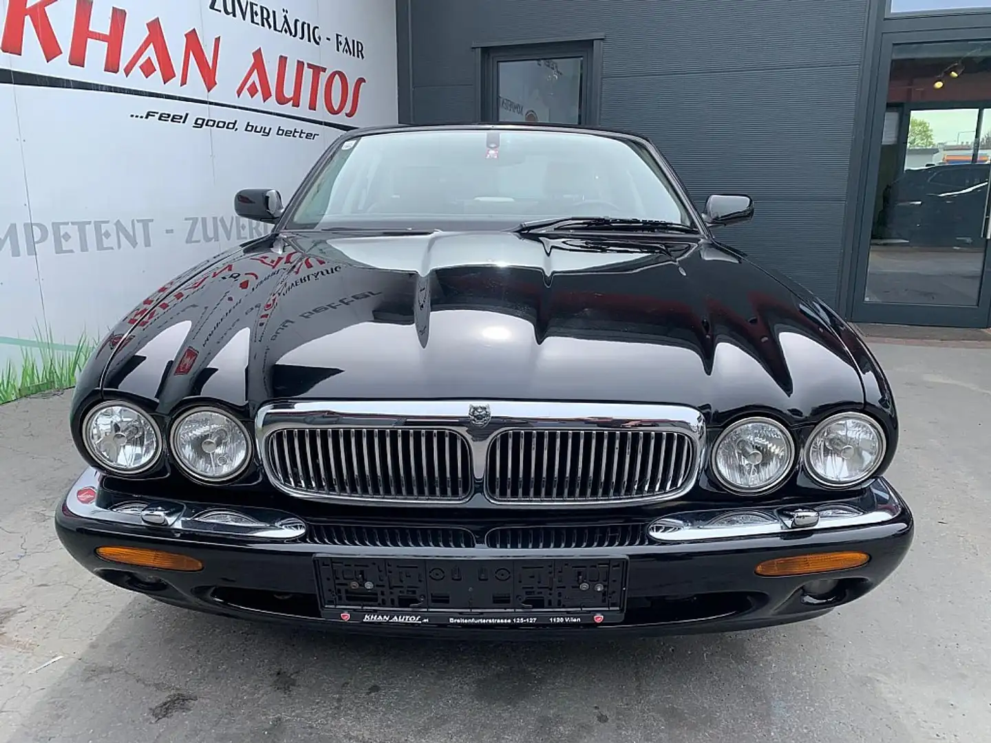 Jaguar XJ 8 4,0 Executive *Leder*Traumzustand* Noir - 2