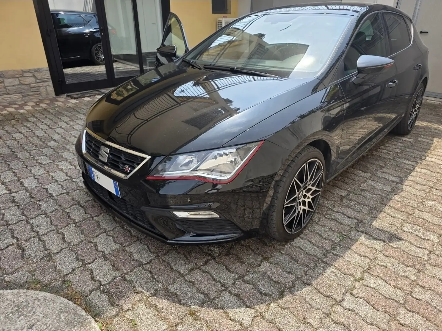 SEAT Leon 1.5 tgi FR 130cv dsg Apple Car Play - Android Auto - 1
