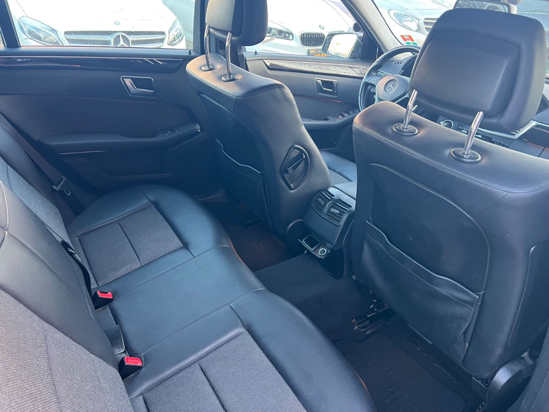 Mercedes-Benz E 200 E T-Modell  BlueEfficiency Avantgarde — photo 9