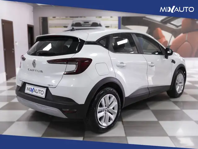 Renault Captur view 5
