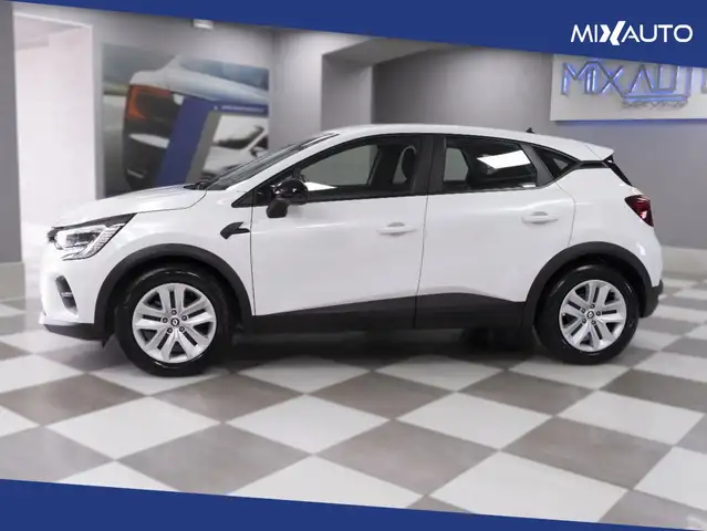 Renault Captur view 3