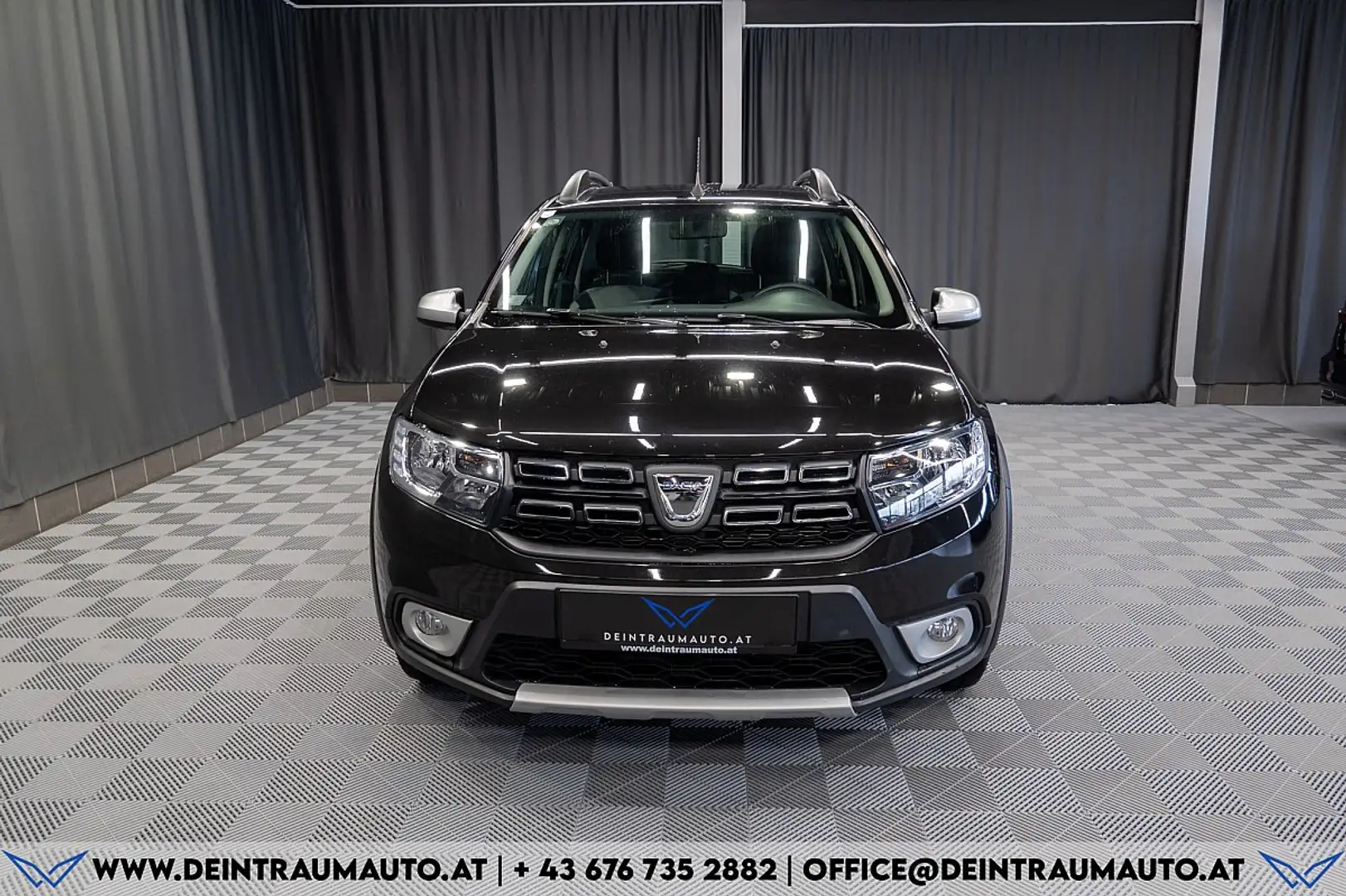 Dacia Sandero Stepway TCe 90 S&S*1-BESITZ*R-KAMERA*TEMPOMAT*AHK* Schwarz - 2